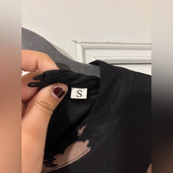 Black mesh floral dress with beige flowers long sleeve maxi women’s SML NWOT - Picture 9 of 13